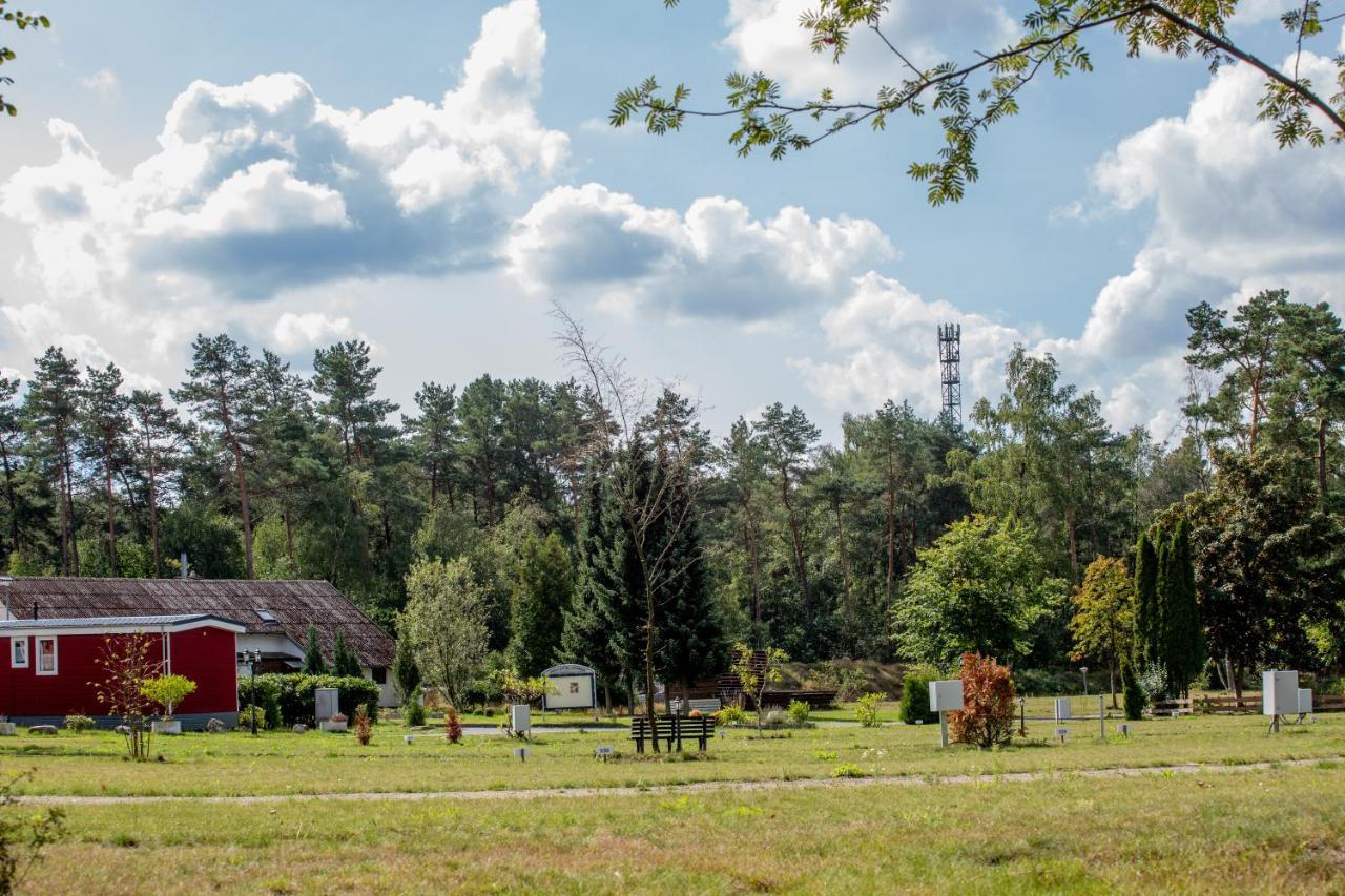 Naturcamping Lueneburger Heide - Chalets & Tiny Haeuser Soltau Esterno foto