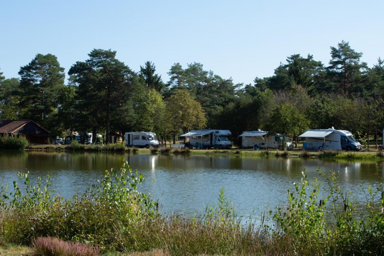 Naturcamping Lueneburger Heide - Chalets & Tiny Haeuser Soltau Esterno foto